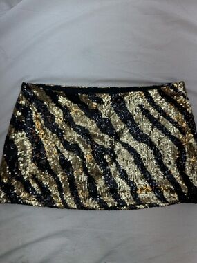 Urban Outfitters Black and Gold Sequin Mini Skirt S NWTS
